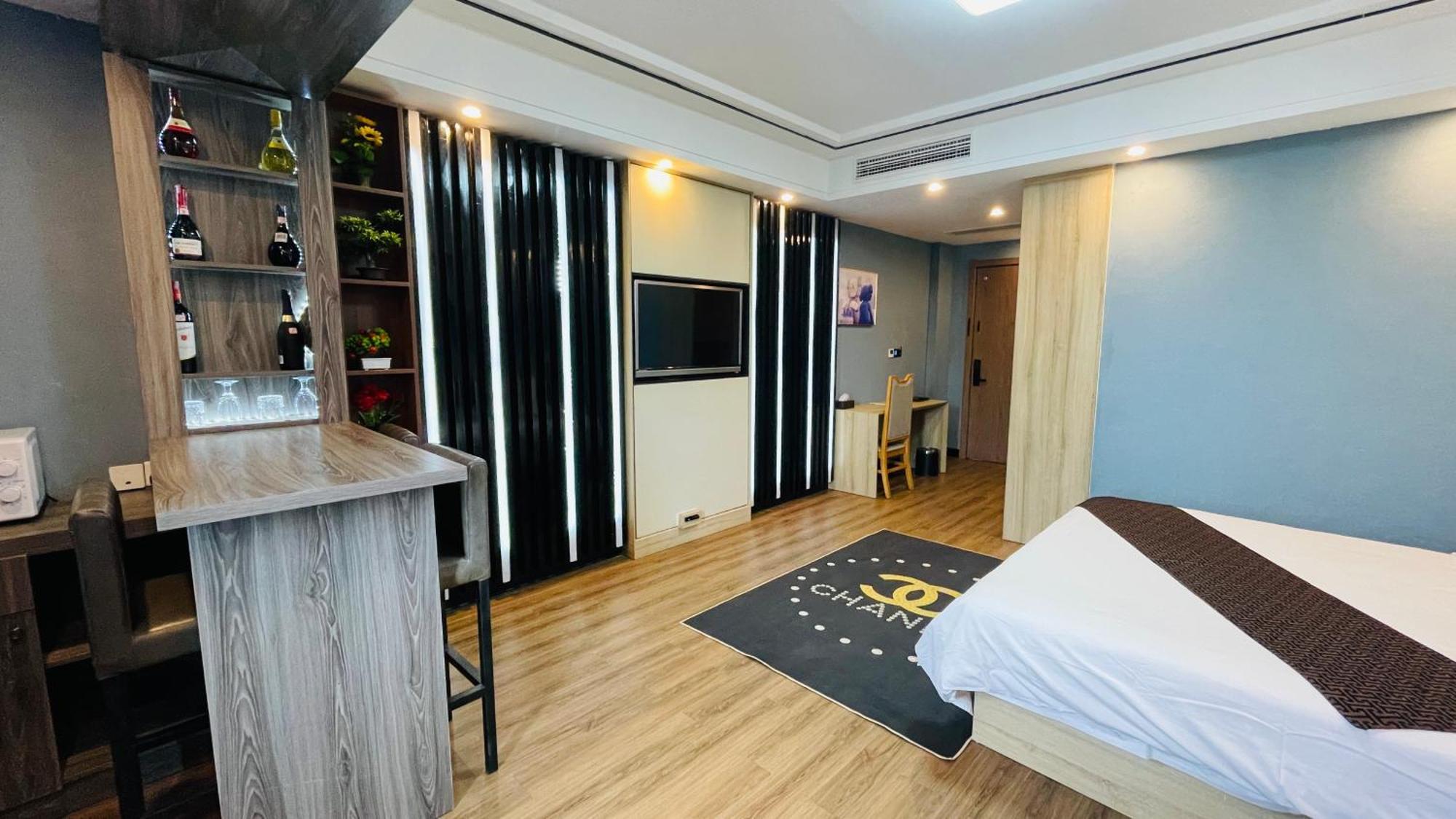 G.C Royal Hotel Accra Bagian luar foto